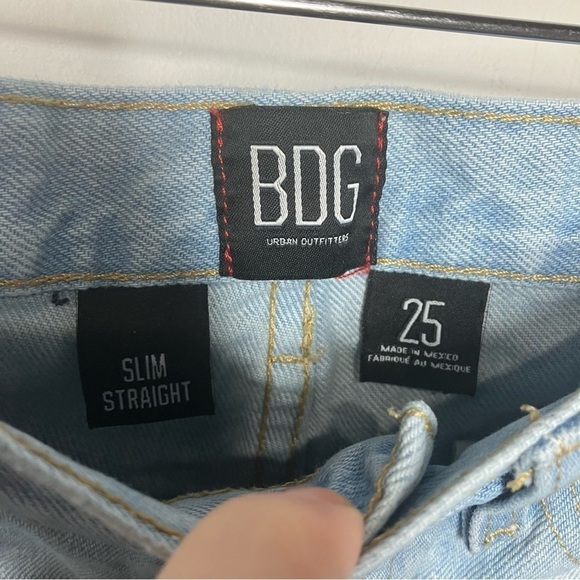 BDG urban outfitters Slim Straight distressed jeans light wash size 25 - Picture 5 of 8